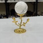 Doğal Havlit Küre - Altın Renkli Gül Detaylı Metal Kaideli Koleksiyonluk Özel Obje