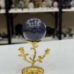 Doğal Lapis Lazuli Küre - Altın Renkli Gül Detaylı Metal Kaideli Koleksiyonluk Özel Obje