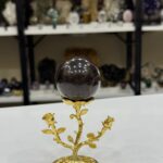 Doğal Maun Obsidiyen Küre - Altın Renkli Gül Detaylı Metal Kaideli Koleksiyonluk Özel Obje