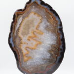 Özel Dantel Akik Geode Dilim Taş - Metal Kaideli (Altın Zikzak Hatlı)