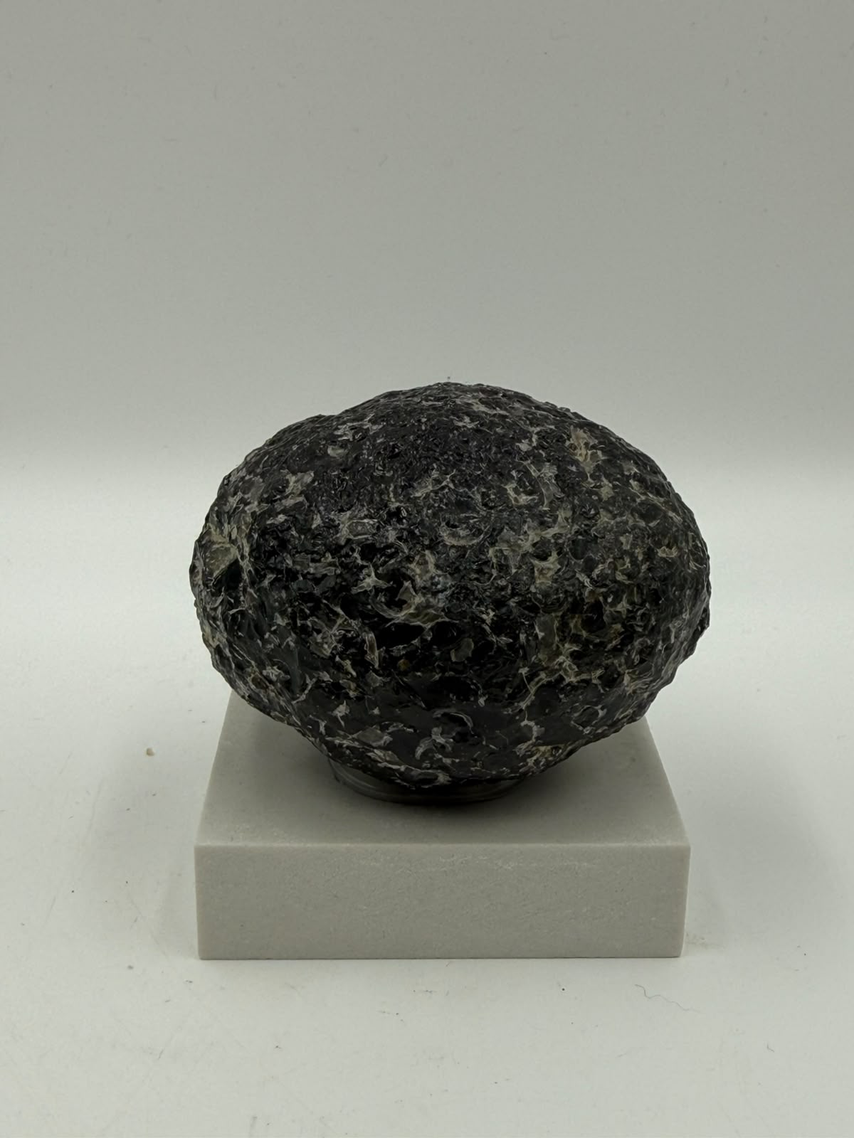 urun-59.jpg Obsidiyen 14x5 cm - 409 gr (1) - Görsel 1