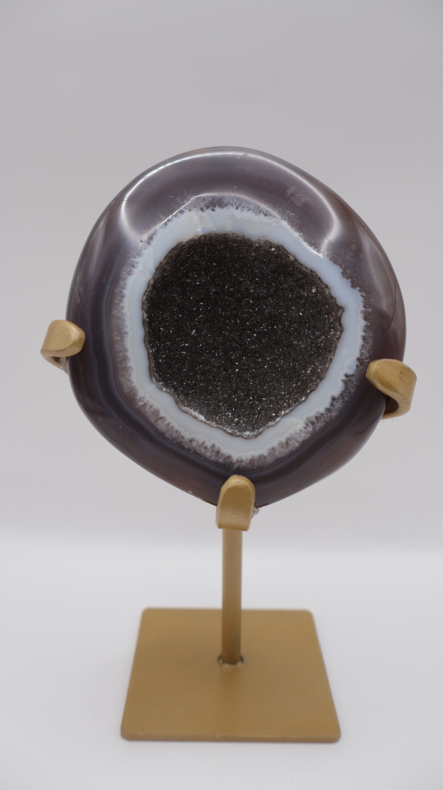 akik_oval_2 Oval Formlu Kalsedon Akik Druzy – Gold Renk Metal Standlı Dekoratif Doğal Taş - Görsel 1